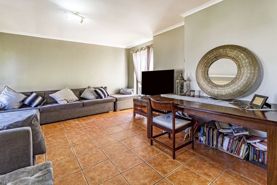 3 Bedroom Property for Sale in Victoria Park Western Cape